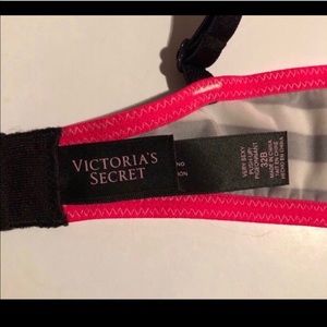 Victoria's Secret Intimates & Sleepwear - VICTORIA’S SECRET VERY SEXY PUSH-UP Stripe BRA 32B Victoria's Secret Intimates & Sleepwear - VICTORIA’S SECRET VERY SEXY PUSH-UP Stripe BRA 32B